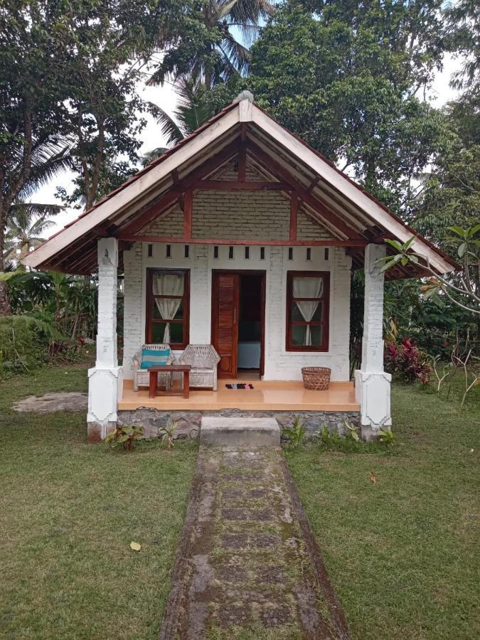 Hakiki Inn Bungalows Tetebatu Exterior foto