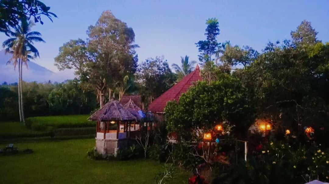 Hakiki Inn Bungalows Tetebatu Exterior foto