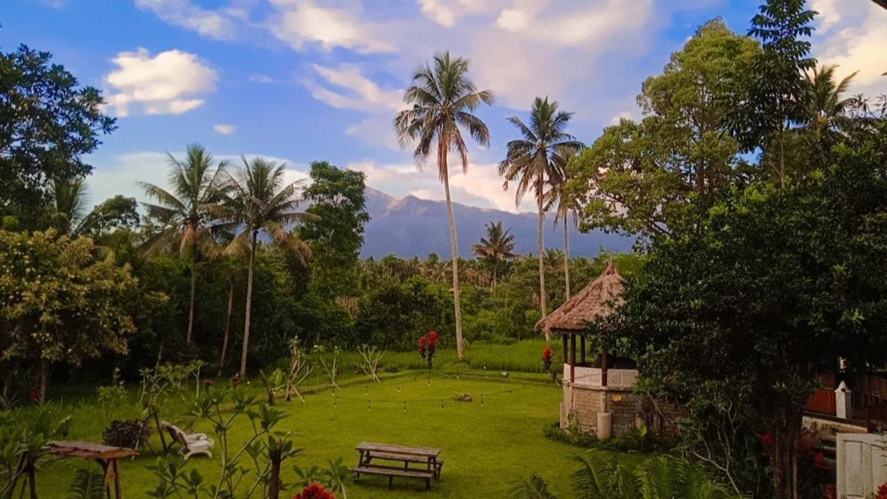 Hakiki Inn Bungalows Tetebatu Exterior foto